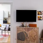 아파트 Vic House By In *